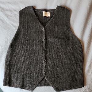 Universal Thread Charcoal Cropped Button down V-Neck Sweater Vest